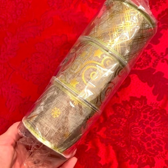 Brand New Set of 16 Rolls Wired Christmas Ribbon Plaid Burlap Glitter Decorating - Picture 8 of 12